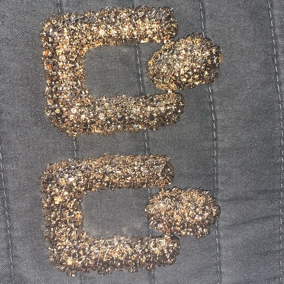 Jewelry - Gold earrings